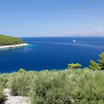 Unique Seaside With Pool *
